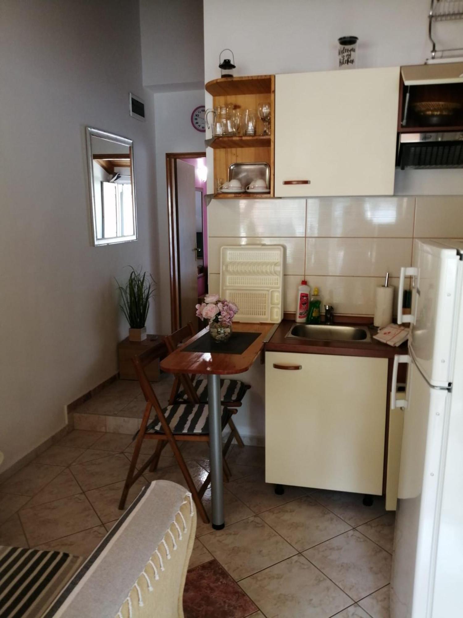 Mala Basina -Maslina Apartment Vrbanj Ngoại thất bức ảnh