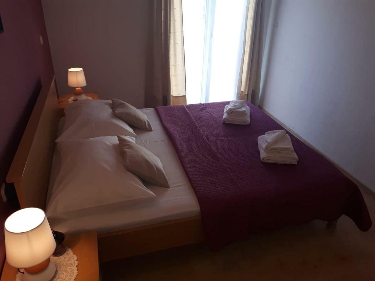 Mala Basina -Maslina Apartment Vrbanj Ngoại thất bức ảnh
